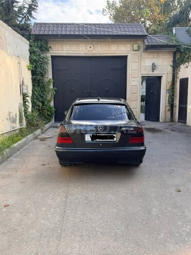 Mercedes C 230 1996, 135,000 km - 2.3 л - Bakı