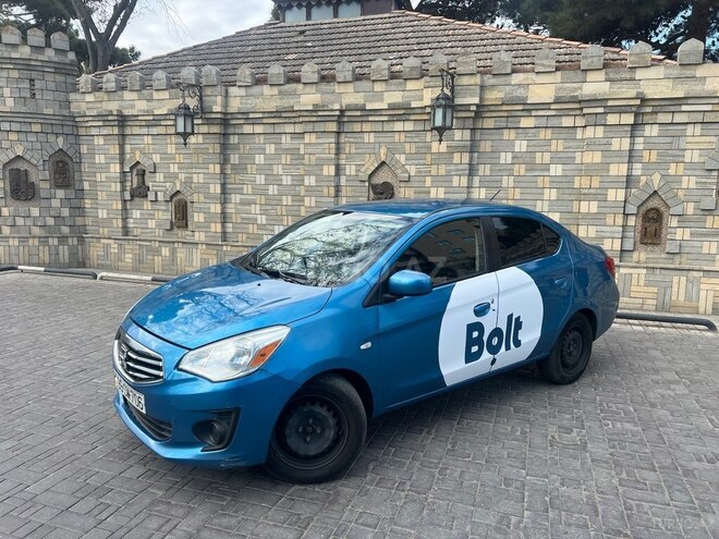 Mitsubishi Mirage 2018, 125,000 km - 1.2 l - Bakı