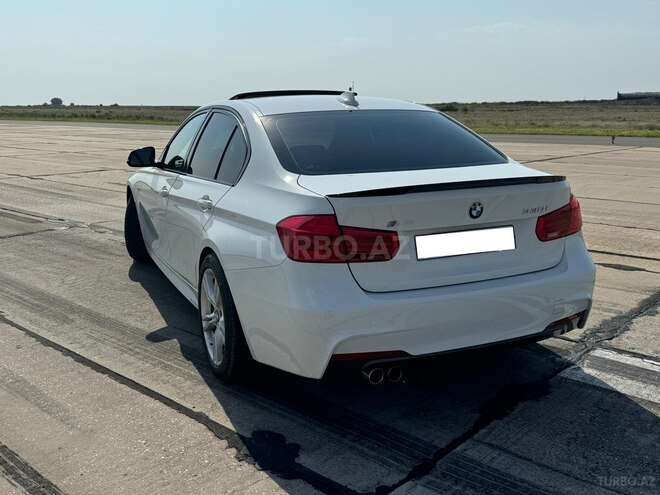 BMW 330-9