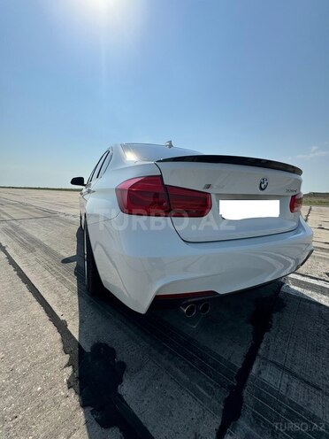 BMW 330-10