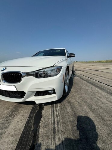 BMW 330-4