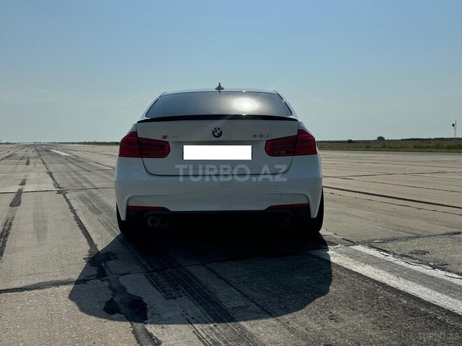 BMW 330-11