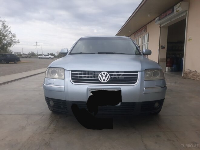 Volkswagen Passat 2003, 327,000 km - 1.8 l - Saatlı
