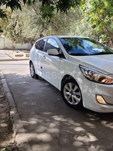 Hyundai Accent 2015, 174,000 km - 1.6 l - Sumqayıt