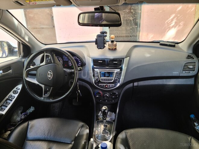 Hyundai Accent 2015, 174,000 km - 1.6 l - Sumqayıt