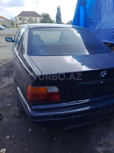 BMW 318 1994, 361,419 km - 1.8 l - Şəki
