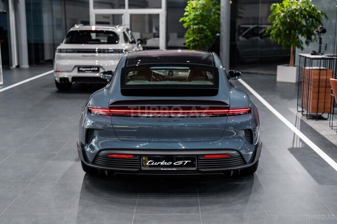 Porsche Taycan Turbo GT-5