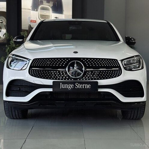 Mercedes GLC 200 4MATIC+ Coupe-1
