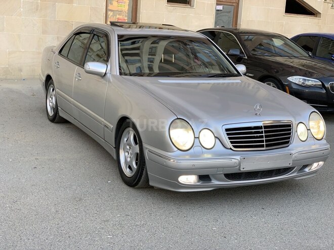 Mercedes E 320 2001, 374,513 km - 3.2 л - Bakı