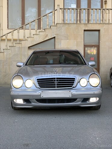 Mercedes E 320 2001, 374,513 km - 3.2 л - Bakı