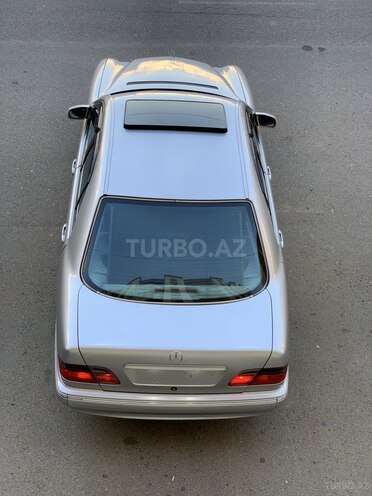 Mercedes E 320 2001, 374,513 km - 3.2 л - Bakı