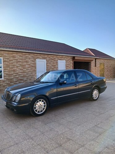 Mercedes E 280 2000, 394,000 km - 2.8 л - Masallı