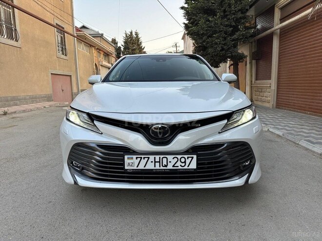 Toyota Camry-1