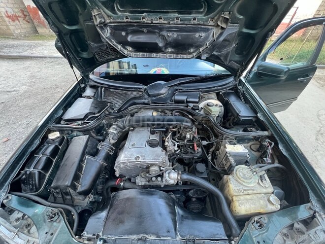 Mercedes E 230 1996, 370,000 km - 2.3 l - Mingəçevir