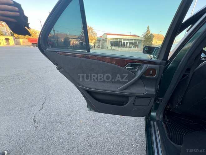 Mercedes E 230 1996, 370,000 km - 2.3 l - Mingəçevir