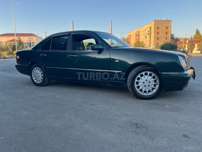 Mercedes E 230 1996, 370,000 km - 2.3 l - Mingəçevir