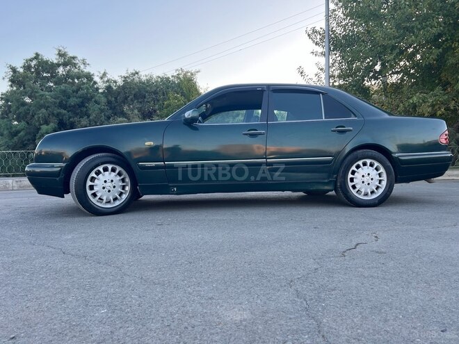 Mercedes E 230 1996, 370,000 km - 2.3 l - Mingəçevir