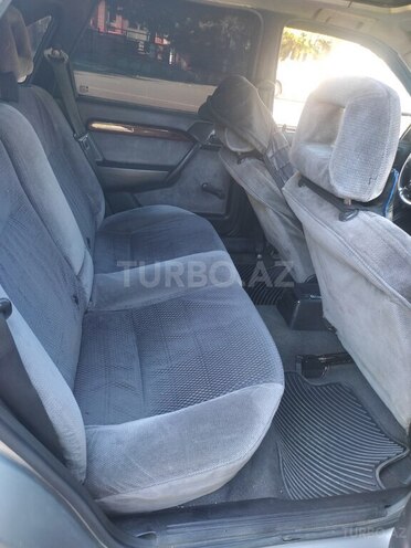 Opel Vectra 1995, 278,000 km - 1.8 л - Qax
