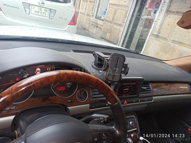 Audi A8 2007, 260,000 km - 3.2 l - Bakı