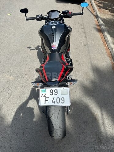 Kawasaki Z1000-2