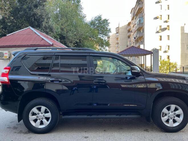 Toyota Land Cruiser Prado-3