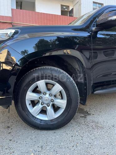 Toyota Land Cruiser Prado-16