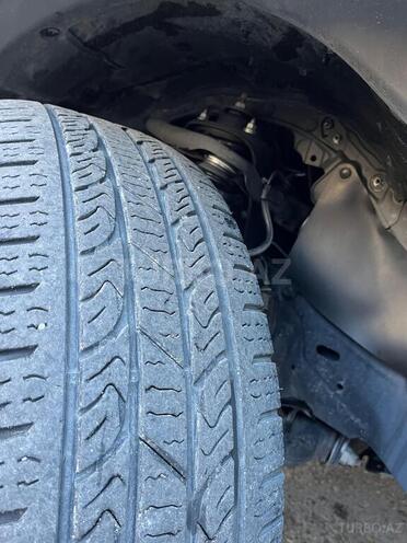 Toyota Land Cruiser Prado-9