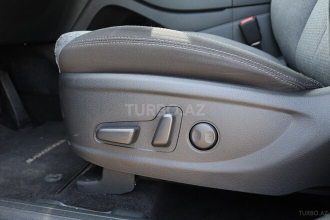 Hyundai Santa Fe-3