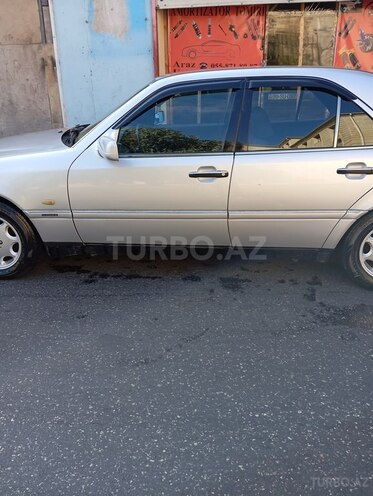 Mercedes C 180 1993, 199,297 km - 1.8 л - Bakı