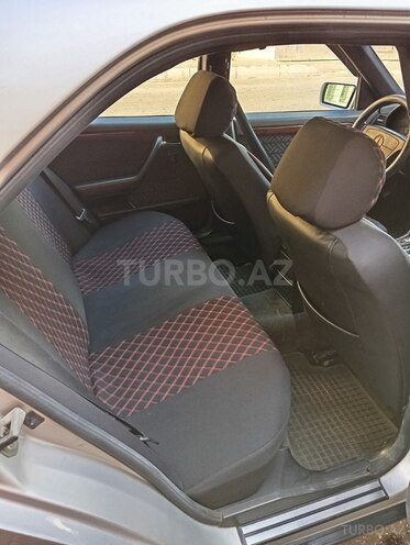 Mercedes C 180 1993, 199,297 km - 1.8 л - Bakı