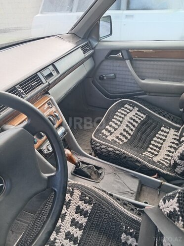 Mercedes E 200 d 1991, 895,220 km - 2.0 l - Xaçmaz