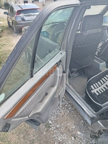Mercedes E 200 d 1991, 895,220 km - 2.0 l - Xaçmaz