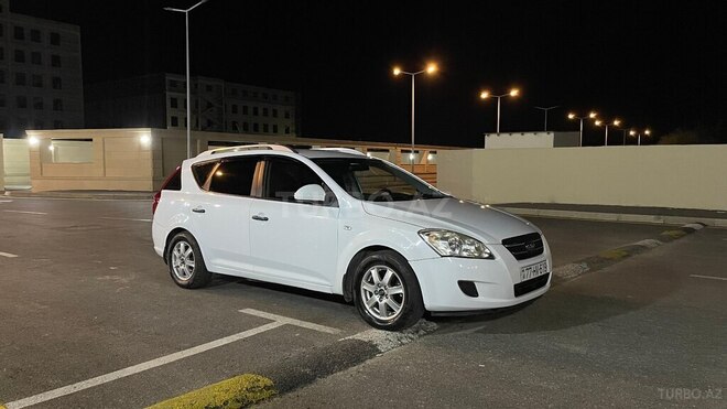 Kia Ceed-4