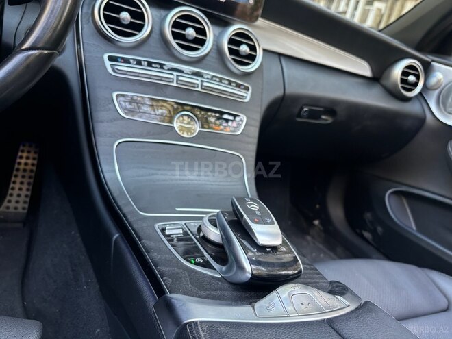 Mercedes C 300 4MATIC 2019, 94,000 km - 2.0 l - Bakı