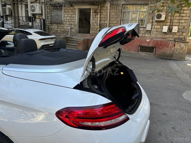 Mercedes C 300 4MATIC 2019, 94,000 km - 2.0 l - Bakı