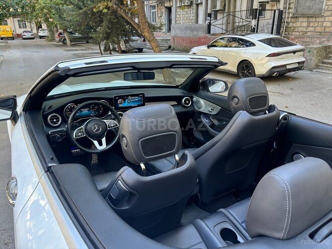 Mercedes C 300 4MATIC 2019, 94,000 km - 2.0 l - Bakı