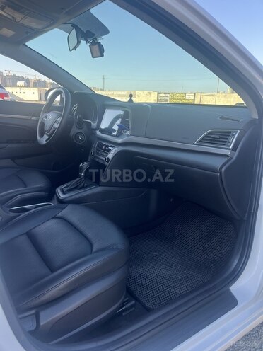 Hyundai Avante 2017, 119,000 km - 1.6 l - Bakı