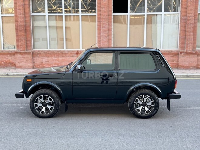 LADA (VAZ) Niva 2024, 5,000 km - 1.7 л - Gəncə