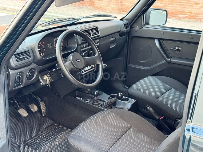 LADA (VAZ) Niva 2024, 5,000 km - 1.7 л - Gəncə