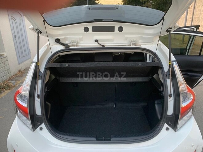 Toyota Aqua 2019, 101,200 km - 1.5 l - Bakı