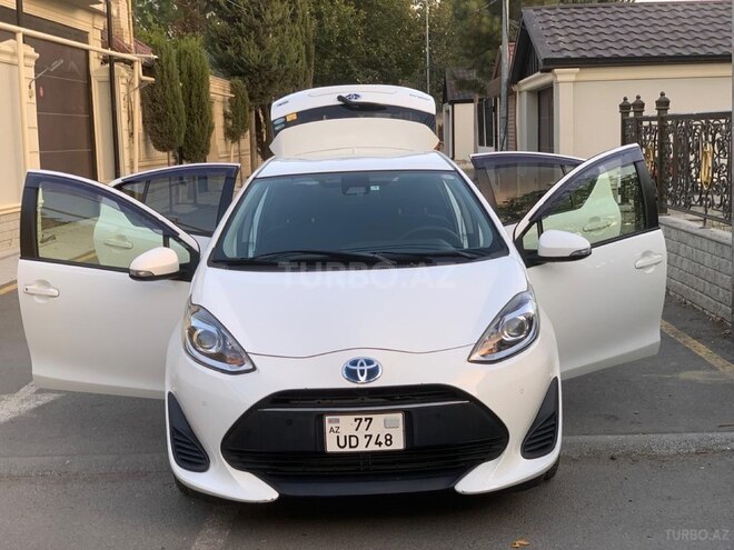 Toyota Aqua 2019, 101,200 km - 1.5 l - Bakı