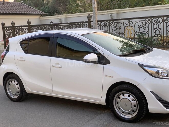 Toyota Aqua 2019, 101,200 km - 1.5 l - Bakı