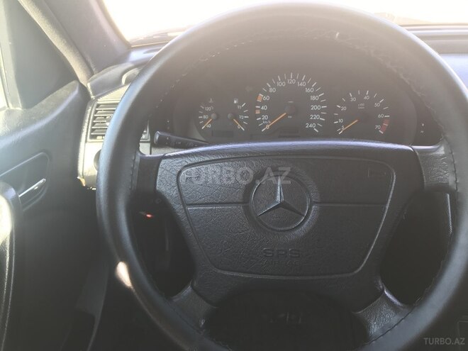 Mercedes C 180 2000, 400,000 km - 1.8 л - Bakı
