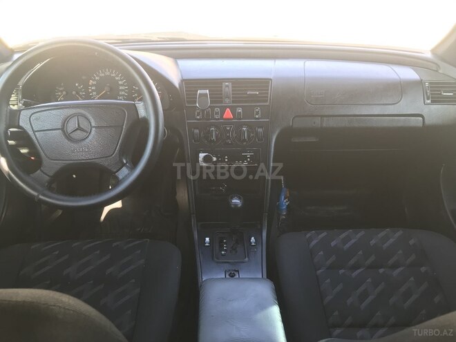 Mercedes C 180 2000, 400,000 km - 1.8 л - Bakı