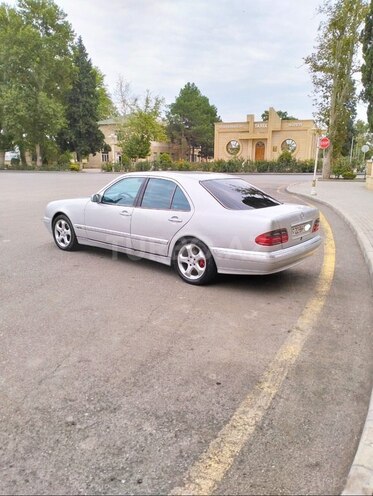 Mercedes E 240 2001, 222,831 km - 2.4 l - Goranboy
