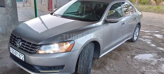 Volkswagen Passat 2012, 195,620 km - 2.5 l - Cəlilabad