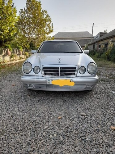 Mercedes E 240 1999, 400,000 km - 2.4 l - Bakı