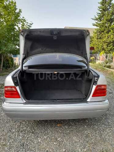 Mercedes E 240 1999, 400,000 km - 2.4 l - Bakı