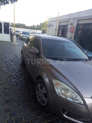 Kia Ceed 2007, 246,000 km - 1.4 l - Bakı
