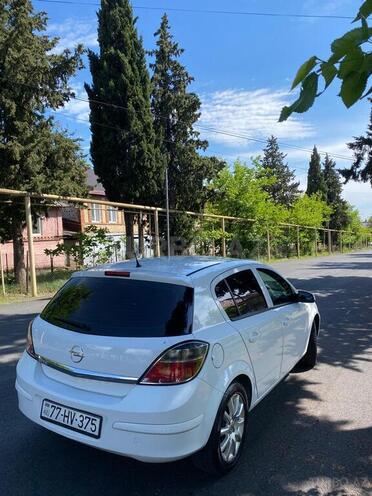 Opel Astra 2009, 200,477 km - 1.4 л - Zaqatala